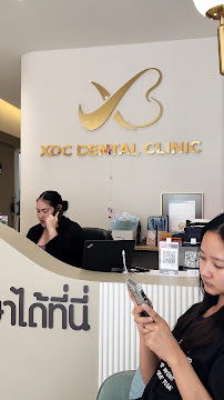XDC Dental ศรีนครินทร์ ทำฟัน จัดฟัน รับบัตรทอง / ประกันสังคม / ประกันบริษัท AACI Certified