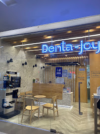 Dentajoy Seacon Square Srinakarin (เดนต้าจอย ซีคอน ศรีนครินทร์) จัดฟันใส Invisalign จัดฟัน Brava วีเนียร์ รากเทียม