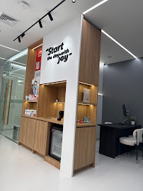 Dentajoy Seacon Square Srinakarin (เดนต้าจอย ซีคอน ศรีนครินทร์) จัดฟันใส Invisalign จัดฟัน Brava วีเนียร์ รากเทียม