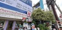 Dental Square Clinic คลินิกทันตกรรมเด็นตัลสแควร์ (สี่แยกเหม่งจ๋าย)