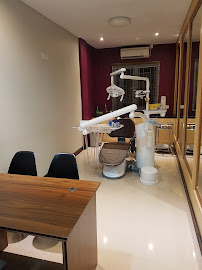 Umah Gigi Dental Care by drg. Felix
