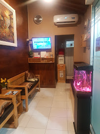 Glimlach Dokter Gigi & Implan Denpasar - drg. Wirya Pratama, MMRS