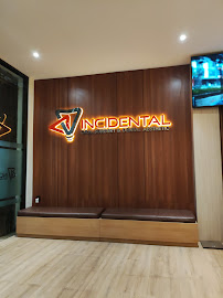 Dokter Gigi Agus Dwi Sastrawan, Sp.BMM (INCIDENTAL) ORAL SURGERY & DENTAL AESTHETIC