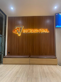 Dokter Gigi Agus Dwi Sastrawan, Sp.BMM (INCIDENTAL) ORAL SURGERY & DENTAL AESTHETIC