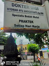 drg Made Suthanaya, Sp. BM & drg. Nyoman Ayu Anggayanti, M.Biomed, Sp.BMM, Subsp. TMTMJ (K) (Apotek Sinar Farma)
