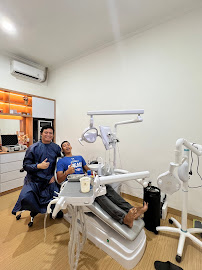 Dokter Gigi Eldenta Spesialis Bedah Mulut dan Orthodontist