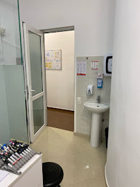 Modern Dental მოდერნ დენტალი