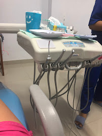 Praktek Dokter Gigi Lembu Sora