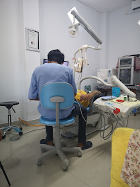 Praktek Dokter Gigi Lembu Sora