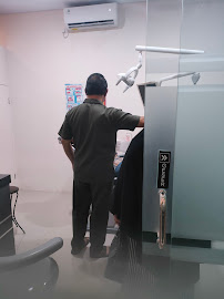 Praktik Mandiri drg. Dewi Anggraini, S.KG