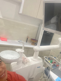 Praktek Mandiri Dokter Gigi drg Putu Shinta Maya Mahe Dewi