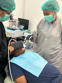 PRAKTEK DOKTER GIGI - drg. Cokorda Gede Krisna A (WSmile DC)
