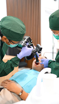 PRAKTEK DOKTER GIGI - drg. Cokorda Gede Krisna A (WSmile DC)