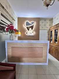 D’Light Dental Care dokter gigi di Denpasar Bali