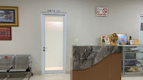 Glimlach Dokter Gigi & Implan Denpasar – drg. Ita Paramita