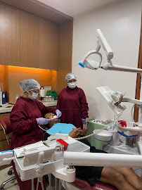 Glimlach Dokter Gigi & Implan Denpasar – drg. Ita Paramita