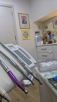 Dental Clinic Healthy Dent