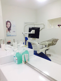 Dental Clinic Healthy Dent