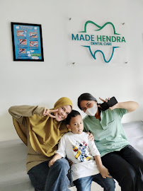 MH DENTAL CARE (drg. Made Hendra,S.KG)