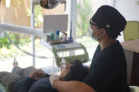 MH DENTAL CARE (drg. Made Hendra,S.KG)