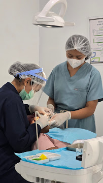 Halona Dental Medical Aesthetic Dokter Gigi Blahbatuh Gianyar