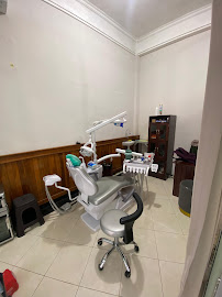 Praktek Dokter Gigi drg. Dewa Gede Bagus Satriya Wibawa, S. KG & drg. I Gusti Ayu Intan Nirmala Sari, S. KG (DGS Dental)