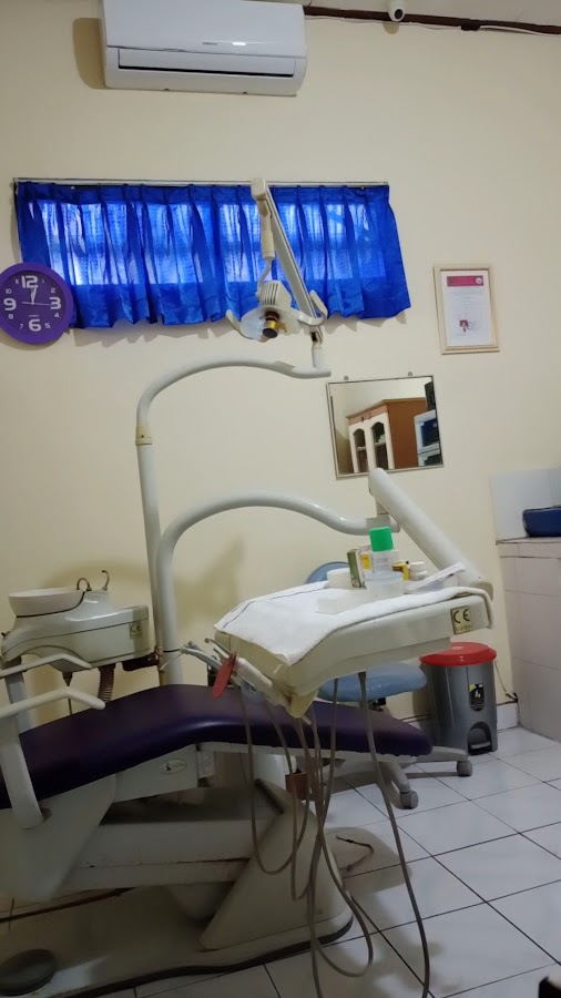 Drg Luh Komang Tri Parwati dental clinic