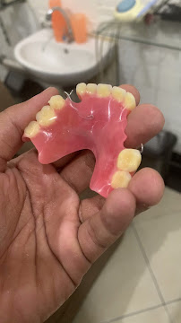 PASANG GIGI TERDEKAT BAHRI GIGI BATUBULAN