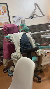 Kelan Dental Care (drg. Agastya Nara Sandhy)