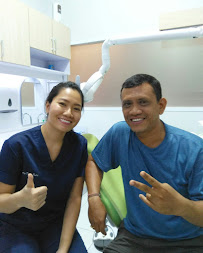 Dentist Dima Putri Saraswati (KITA Dental)
