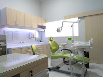 Dentist Dima Putri Saraswati (KITA Dental)