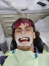 Dentist Dima Putri Saraswati (KITA Dental)