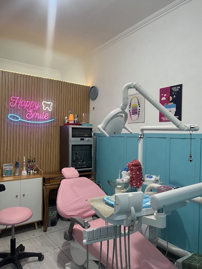 Dokter Gigi Happy Smile Dentalcare Dalung dental clinic