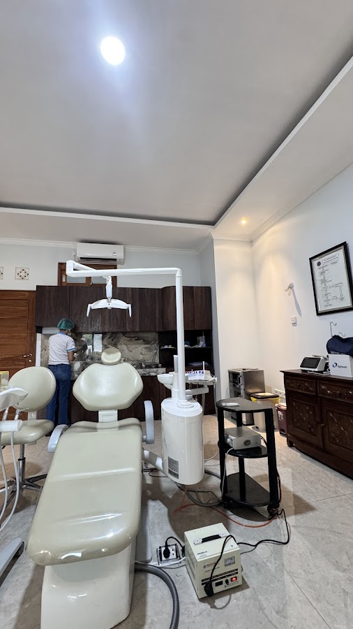 Dokter Gigi Gubug Tabanan dental clinic