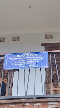 Dokter Gigi Gubug Tabanan / Dentist (Praktik Mandiri drg. Sandwitradewa, S.KG & drg. I Putu Agus Noharsita Putra)