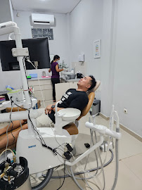 Praktek Dokter Gigi I G.A.P. Oka Sulistyawati P.
