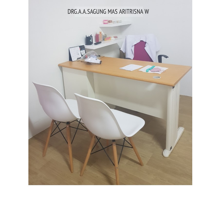 Praktek Dokter Gigi A.a.sagung Mas Aritrisna dental clinic
