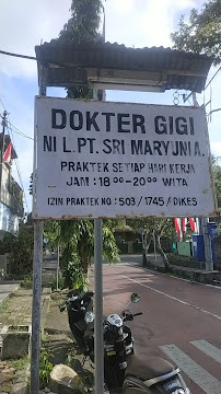 DOKTER GIGI SRI MARYUNI ADNYASARI
