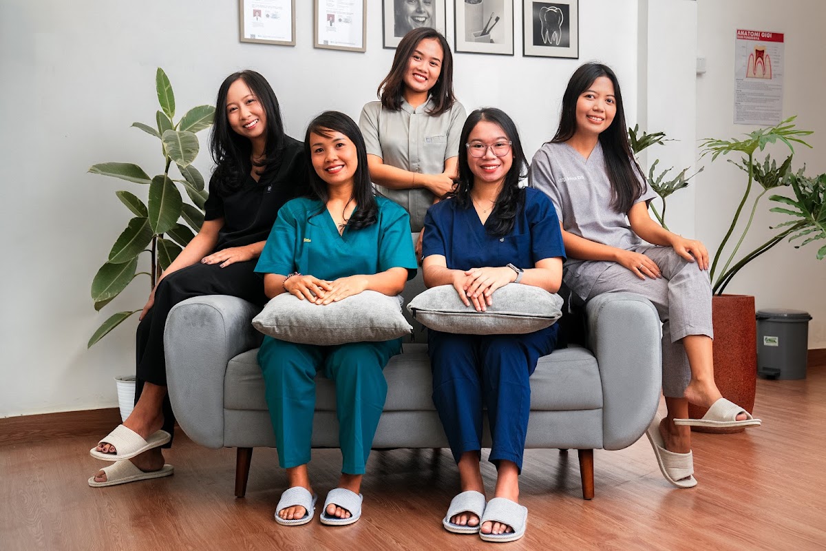 Praktik Dokter Gigi Ds Care dental clinic