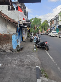 TUKANG GIGI SINGARAJA