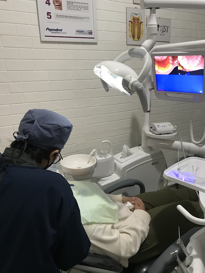 Drg Adinda Dwi Katritama dental clinic