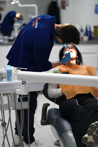 Özel İzmir Dental Klinik Ağız ve Diş Sağlığı Polikliniği