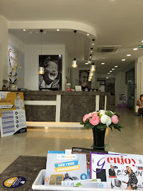 Ephesus Global Dental - İzmir İmplant ve Çene Cerrahi, Zirkonyum Kaplama, Emaxx Lamina, Gülüş Tasarımı Merkezi