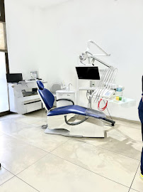 Ephesus Global Dental - İzmir İmplant ve Çene Cerrahi, Zirkonyum Kaplama, Emaxx Lamina, Gülüş Tasarımı Merkezi