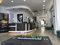 Ephesus Global Dental - İzmir İmplant ve Çene Cerrahi, Zirkonyum Kaplama, Emaxx Lamina, Gülüş Tasarımı Merkezi