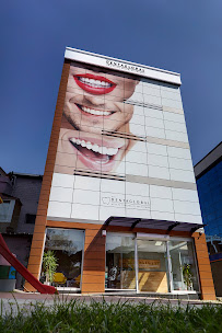 Dentaglobal Az Ve Di Sal Poliklinii in Izmir, Turkey