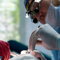 İzmir Dentalizm Ağız ve Diş Sağlığı Polikliniği, Diş Hekimliği