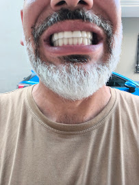 İzmir Dentalizm Ağız ve Diş Sağlığı Polikliniği, Diş Hekimliği