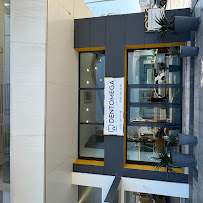 Dentomega İzmir İmplant Diş Polikliniği