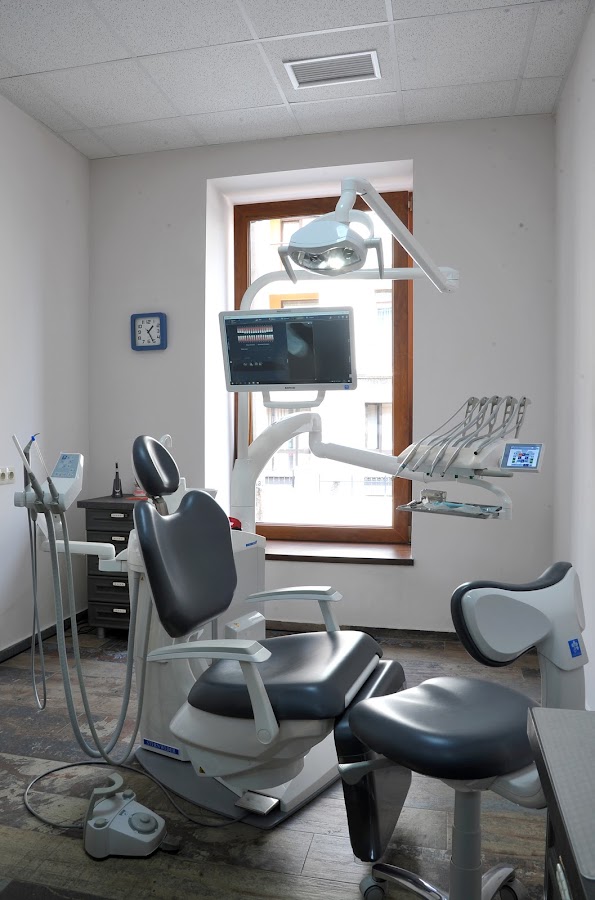 Albius Dental Center cosmetic dentistry